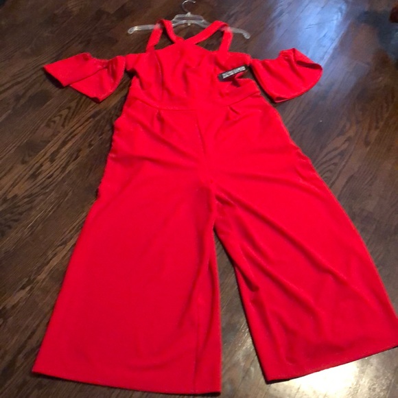 NWT red ladies jumpsuit. - Picture 1 of 1